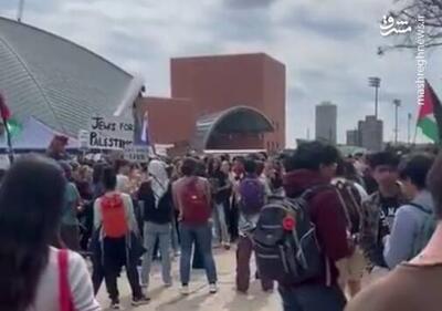 فیلم/ دانش آموزان آمریکایی هم به اعتراضات ضداسرائیلی پیوستند