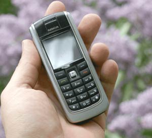 Nokia   ۶۰۲۱