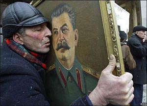 ادای احترام به استالین