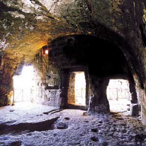 غار باستانی کرفتو