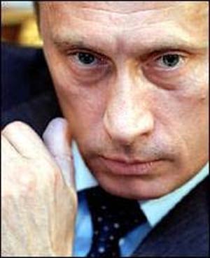 نوامبر ۲۰۰۲ ــ برخی از مفسران ۱۱ سال پس از انحلال شوروی : توطئه بر ضد روس ها ادامه دارد