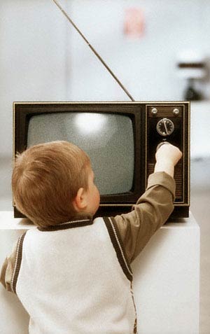 مشکلات رفتاری در کودک و ارتباط با تلویزیون دیدن