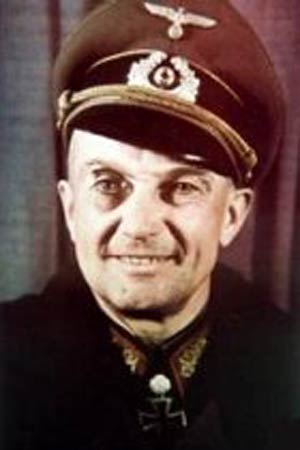 ۲۱  آوریل ۱۹۴۵ ـ ارتش سرخ برلین را محاصره، و «فیلد مارشال مدل» خودکشی کرد