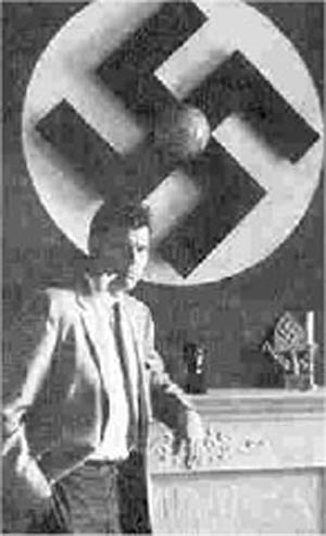 ۳ شهریور ۱۳۸۶ ــ ۲۵ اوت ــ رهبر حزب نازی آمریکا ترور شد