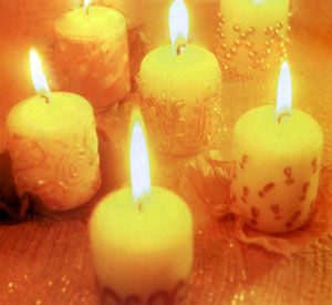 انواع تزئین روی شمع نذری