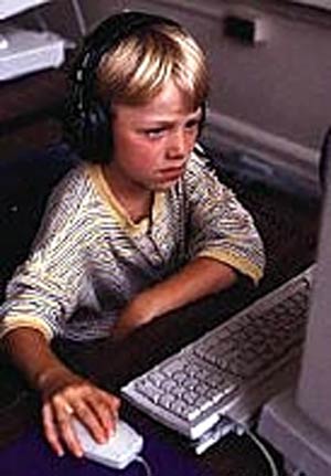 اثر بازیهای رایانه ای بر کودکان و نوجوانان