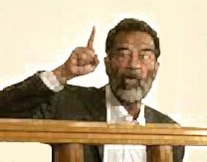 ۱  ژوئیه  ـ در یک مراسم علنی (نمایش وار) به صدام حسین و دستیارانش تفهیم اتهام شد و .....