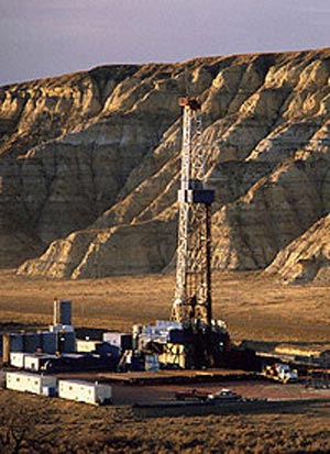 چاه ‌نگاری و کاربرد آن در اکتشاف و مطالعات مخازن نفت و گاز