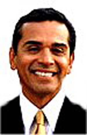 ۲۰مه ۲۰۰۵ ـ پس از ۱۳۳ سال یک مکزیکی تبار دوباره شهردار لس آنجلس شد