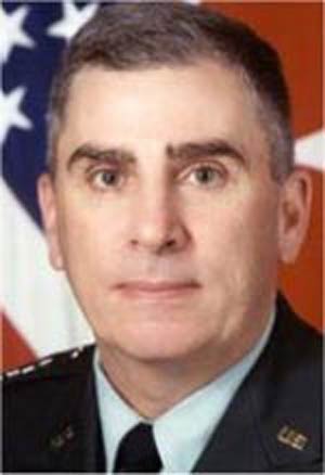 ۲۹ ژوئن ۲۰۰۳ ـ ژنرال عرب تبار آمریکایی فرمانده عملیات نظامی این کشور در خاورمیانه