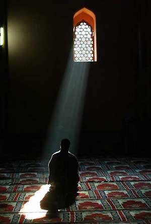 مساجد، مرکز هدایت و عبادت