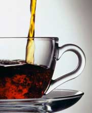 مصرف قهوه و چای پر رنگ در بروز زخم معده نقش دارند