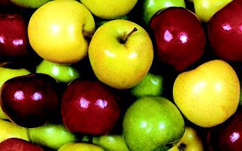 سیب، منبع ویتامین ها