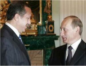 ۱۱ ژانویه ۲۰۰۵ ـ روسیه و ترکیه: گسترش همکاری های نفتی و نظامی و افزایش مبادلات اقتصادی و رفت و آمد