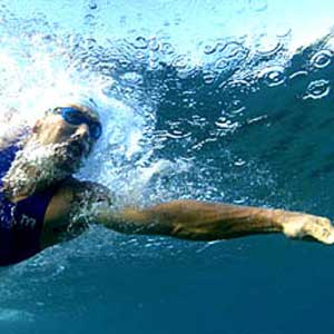 تقویت عضلات تنفسی برای بهبود عملکرد شناگران