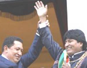 ۲۲ ژانویه ۲۰۰۶ ـ آغاز زمامداری مورالس (سرخ دیگر) در بولیوی