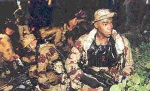 ۱۲ مهر ۱۳۸۶ ــ۴ اکتبر ــ کشته شدن ۱۲ سرباز آمریکایی در سومالی