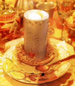تزئین شمع با استنسیل