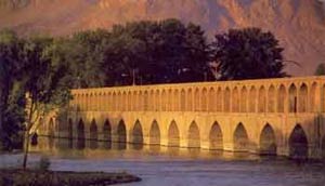 ۱۲نوامبر سال ۱۵۹۸ ــ اصفهان باردیگر پایتخت ایران شد