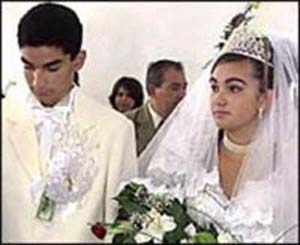 ازدواج دختر پادشاه کولی ها در ۱۲ سالگی! (در این روز ۲ اکتبر)