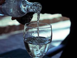 مرگ در اثر نوشیدن زیاد آب
