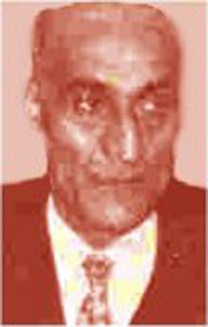 ۱۹ مه ۱۹۵۳ ـ برخورد تاریخی دکتر ملکی در کنفرانس ژنو با انگلستان بر سر بحرین