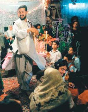عروسی های مجلل در ویرانه های کابل