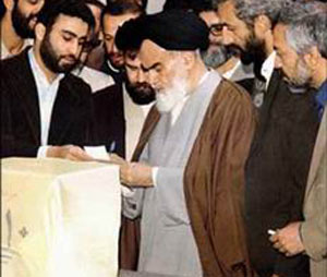 ارتقا فکری اجتماعی و سیاسی مردم سیاست راهبردی امام خمینی