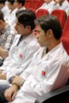 بررسی نظرات دانشجویان پزشکی در مورد علل انتخاب رشته پزشکی و شناخت از آینده شغلی در دانشکده پزشکی دانشگاه تهران: برخورد دو رویکرد کمی و کیفی