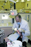 بررسی شیوع اورژانس های پزشکی حین درمان دندانپزشکی