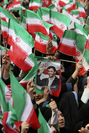 مصائب احمدی نژاد در راه ریاست جمهوری دهم