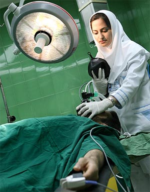 ایران اسلامی در مسیر پیشرفت های جهانی پزشکی و بهداشتی