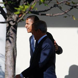 تفاوت سیاست های بوش و اوباما در برابر ایران: چماق ها قوی تر و هویچ ها خوشمزه تر می شوند