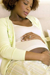مقایسه روش القای انتخابی زایمان با روش انتظار و مراقبت از حاملگی طولانی