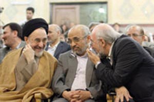 درآمدی بر مساله حزب گریزی در ایران