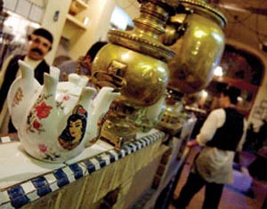 آنکه چای را به ایران آورد