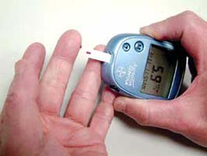 مروری بر پیامدهای آموزش مراقبت شخصی دیابت