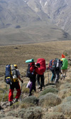 بررسی بروز بیماری حاد کوهستان در صعود کنندگان به قله دماوند و عوامل موثر بر آن ۱۳۷۹