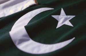 بازگشت رقبای تبعیدی به پاکستان بحران زده