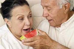 اهمیت تغذیه در دوره سالمندی