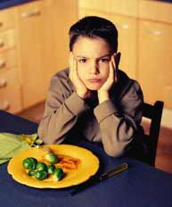 با کودک بد غذا چه باید کرد ؟