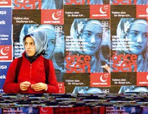دین و دموکراسی در ترکیه