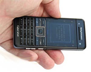 مروری بر  Sony Ericsson C۹۰۲