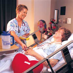 تجارب ارتباطی پرستار- سالمند در بخشهای بیمارستان