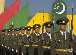 ترکمنستان در آرزوی ارتشی قدرتمند
