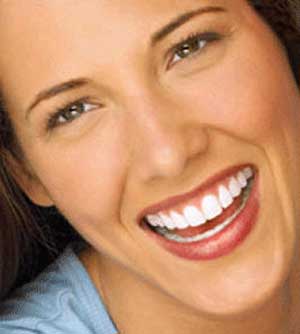 آنچه باید در مورد سفیدکردن دندان‌ها بدانید