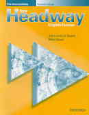 New headway english course: pre - intermediate: teacher's book