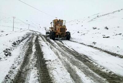 برف وباران در محورهای شمالی/ ترافیک سنگین است