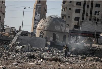 سربازان اسرائیلی یک مسجد را در غزه صرفا برای لذت انتقام منفجر کردند