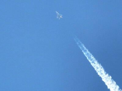 پرواز گسترده جنگنده‌های صهیونیستی بر فراز حریم هوایی لبنان+ عکس